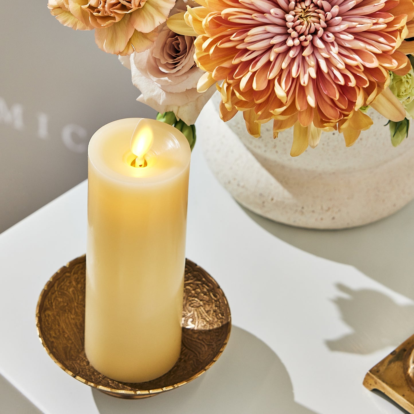 An image of Luminara's flameless ivory thin candle