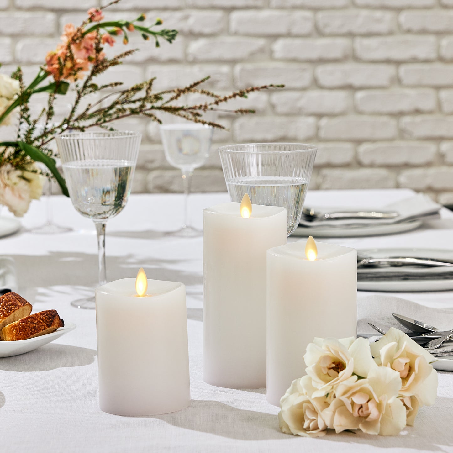 an image of Luminara's set of 3 flameless candles
