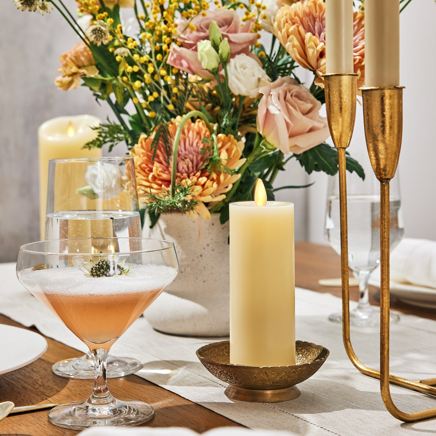 An image of Luminara's flameless ivory thin candle