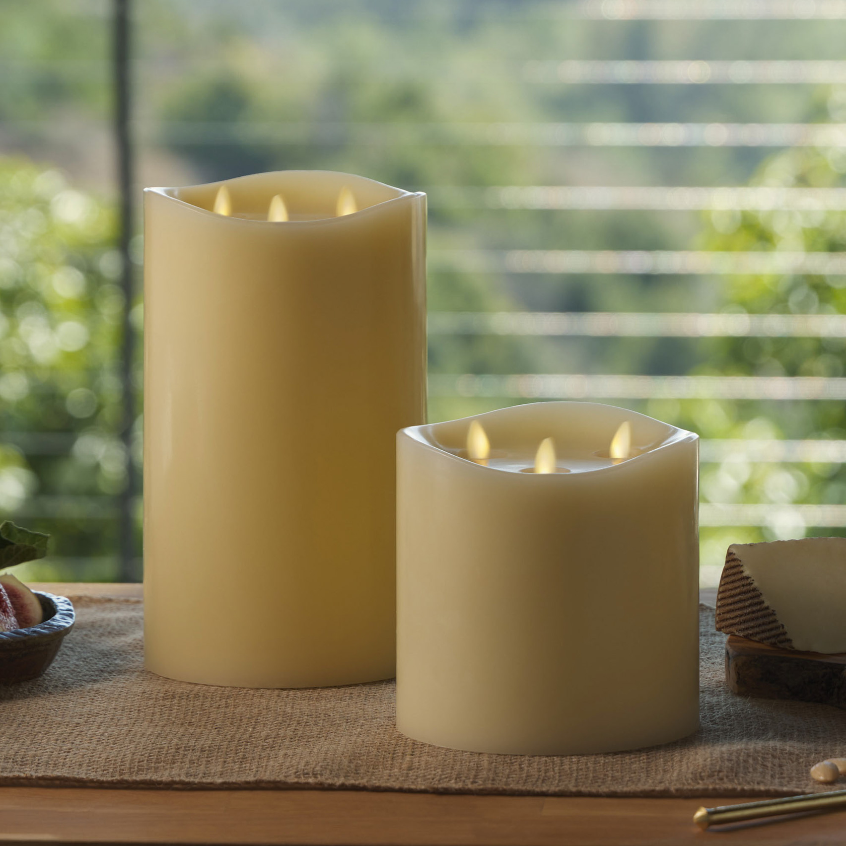 Ivory Flameless Candle Tri-Flame Grand Pillar - Melted Top – Luminara