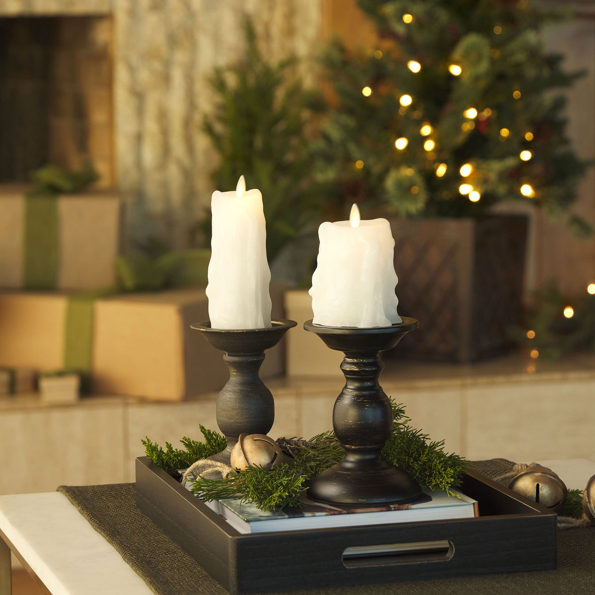 These Flameless Candles Add Vintage Nostalgia To The Christmas Tree