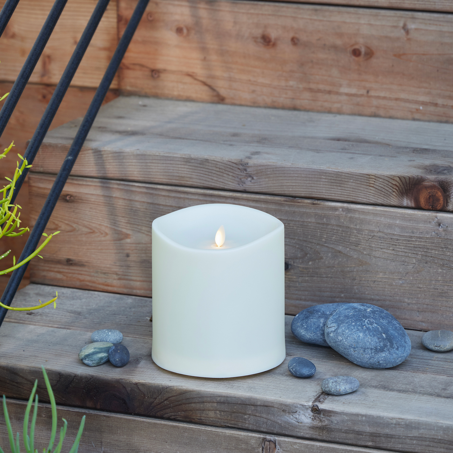 Pearl Ivory Outdoor Flameless Candle Grand Pillar with Remote - Melted Top